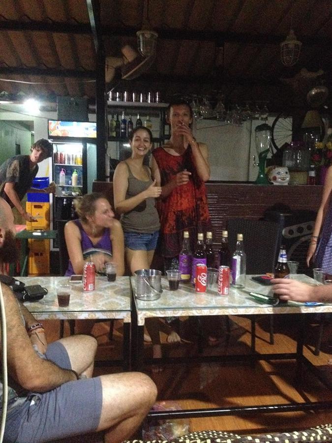 Army Barracks Guesthouse Vang Vieng Exterior foto